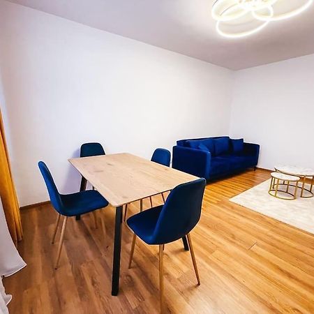 Quickspace Modern Concept Βουκουρέστι Εξωτερικό φωτογραφία