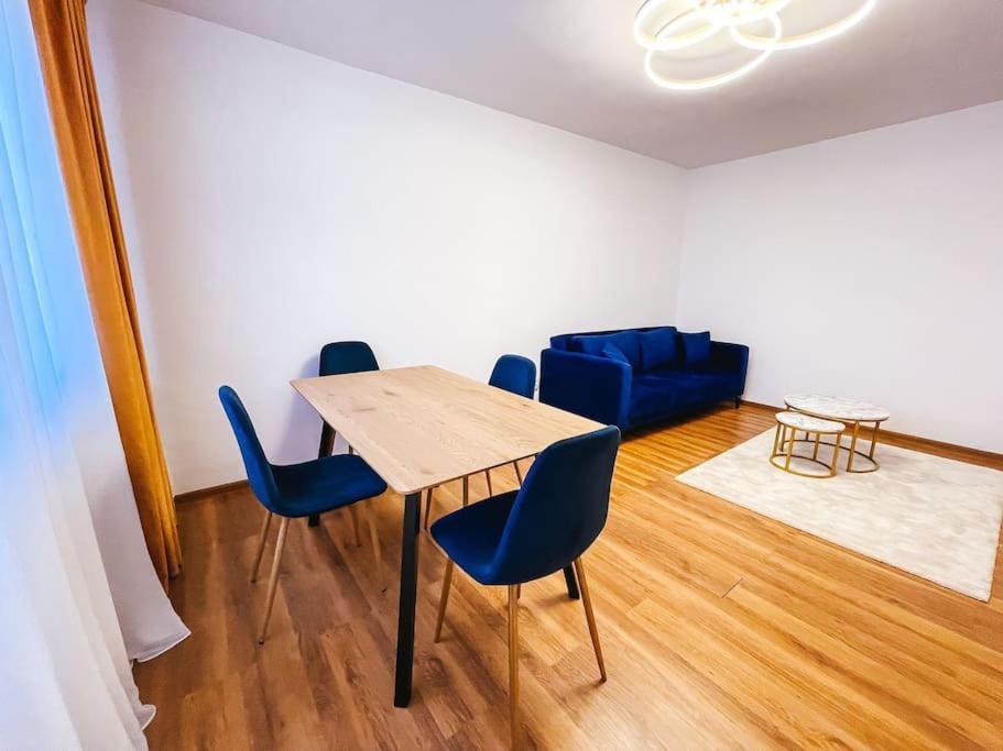 Quickspace Modern Concept Βουκουρέστι Εξωτερικό φωτογραφία